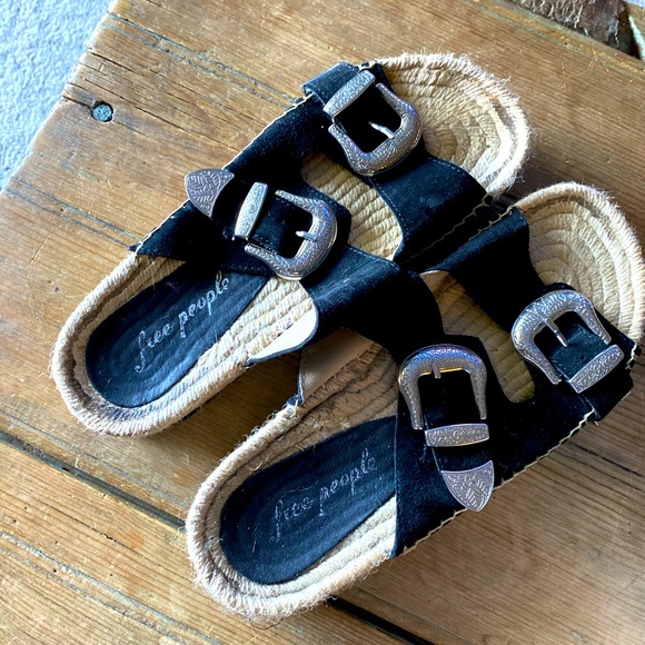 Free People Slide Sandals - Picture 2 of 4